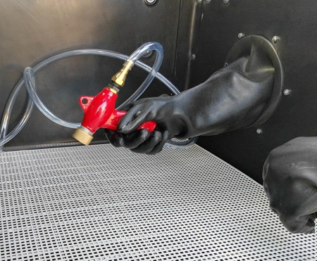 Sandstrahlkabine 1500L Injektorstrahlsystem für Industrie und Gewerbe